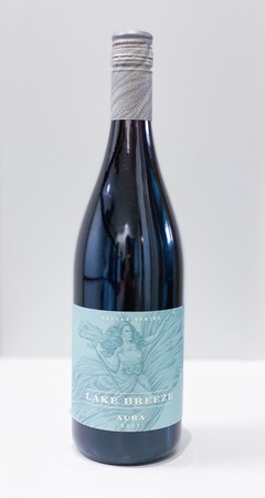 2018 Aura Pinot Noir